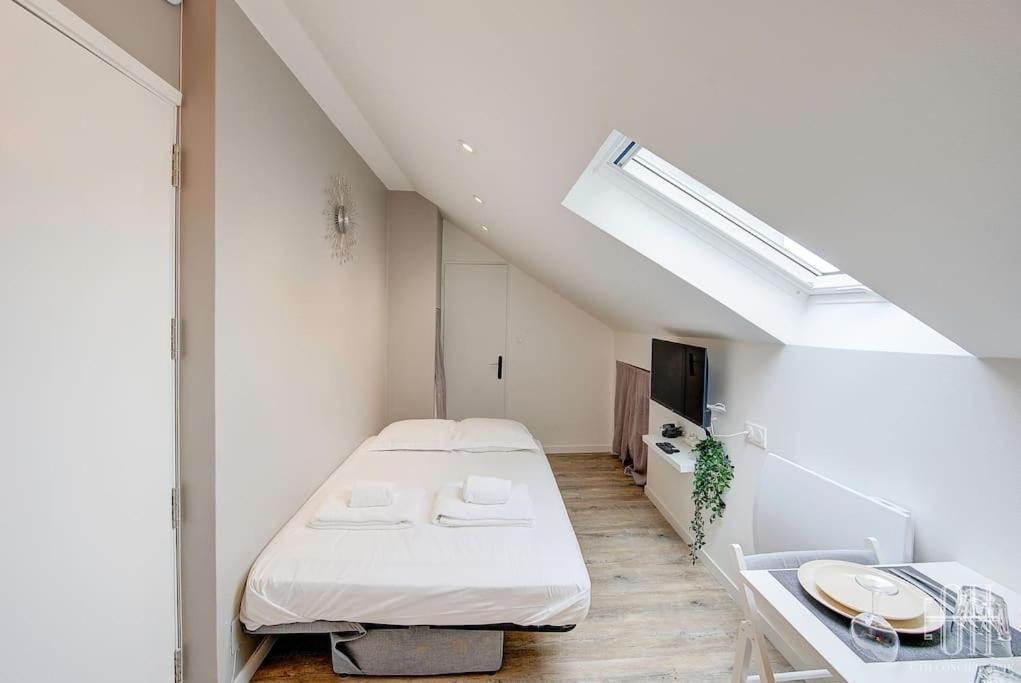 Sakura - Face Gare Apartment ตูร์ ภายนอก รูปภาพ